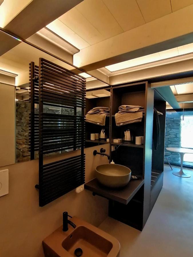 V&v Rentroom Design Gasthof Gignod